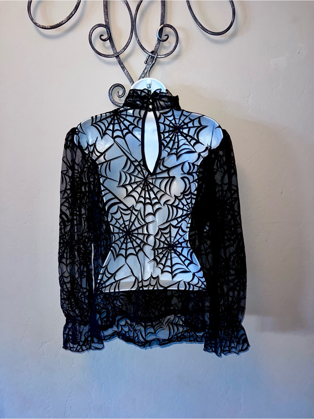 Unique Vintage Halloween Sheer Spiderweb Blouse Sheer New L - Picture 2 of 7